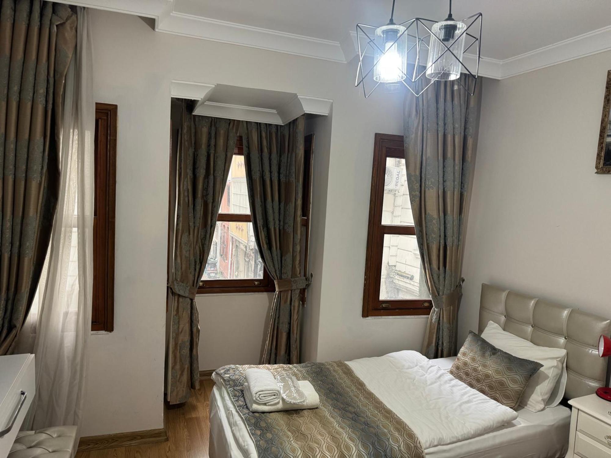 Rosalie Palace Istanbul Exterior photo